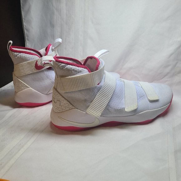 Nike Lebron Soldier XI 11 EP 897644-102  Kay Yow Breast Cancer THINK PINK SZ 17 - Picture 4 of 11
